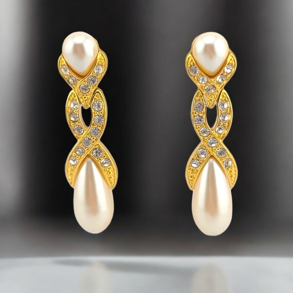 Monet Signed Faux Pearl Clear Rhinestone Gold Tone Drop Clip-on Vintage Earrings